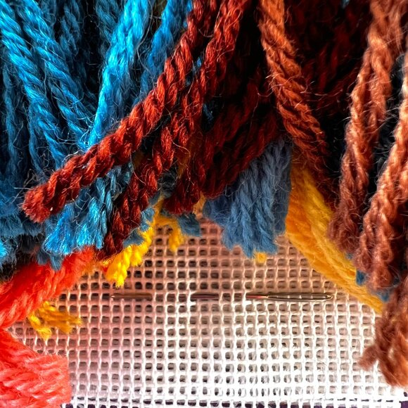 RARE! Winthurthur Needlepoinit Kit * Lucious Fruits - Picture 5 of 11